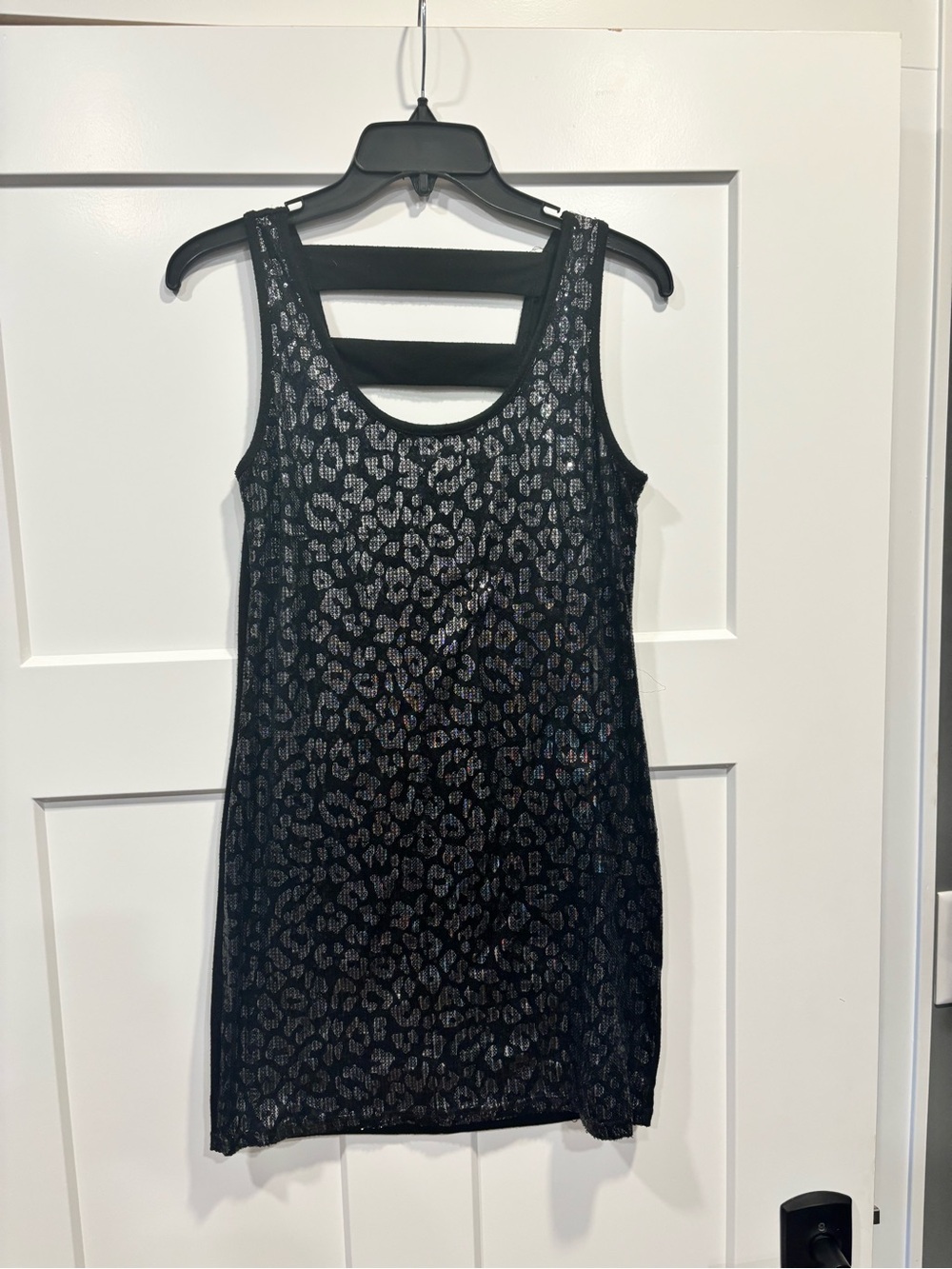 Body Central Women’s Long Sequin Cheetah Tank Top Y2K 2000s Size Large Black